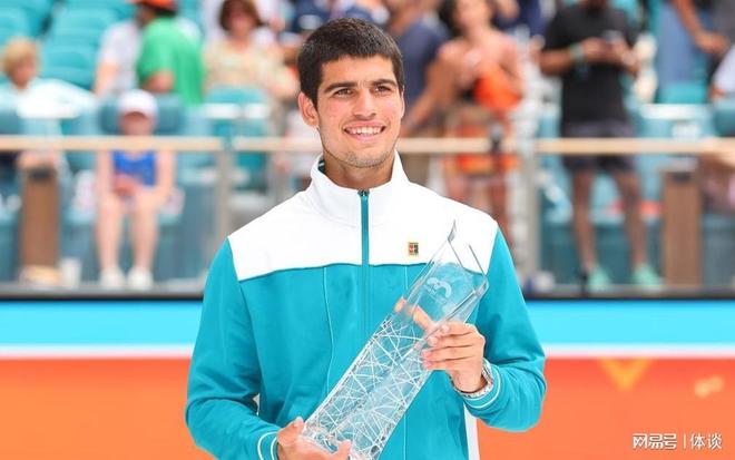 并在试用期 并在试用期